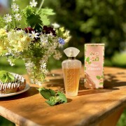 Fleur d'Interdit Givenchy 香水- 一款1994年女用香水