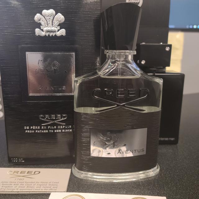 Lockon Creed Aventus ( Batch L4220L01, made in 2020) its no longer